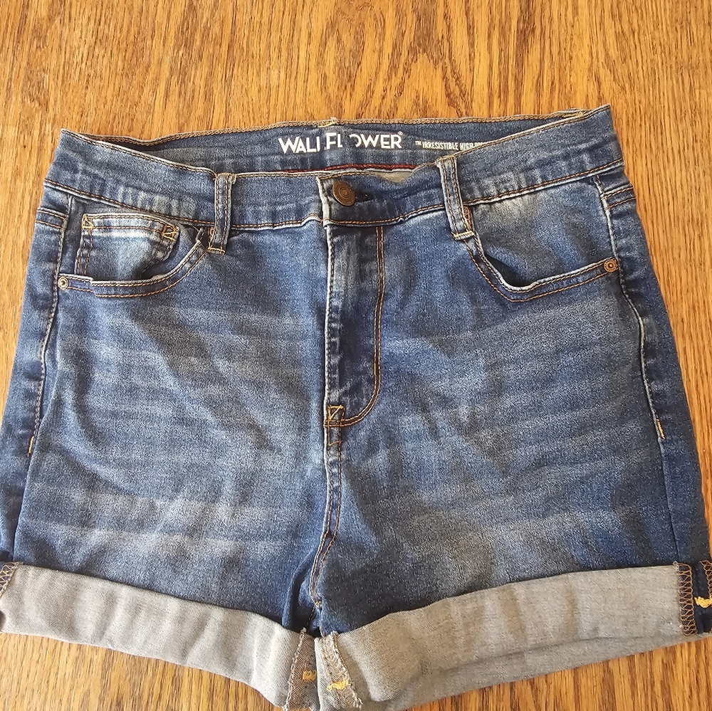 Wallflower Women's Dark Blue Jean Shorts